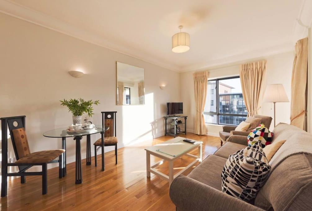 Luxury Apartment In D1 Dublin Kültér fotó